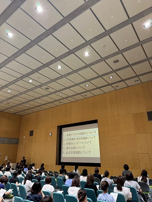 060907　３年次保護者会03